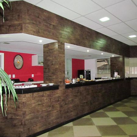 Deed'S Hotel Mantenopolis Экстерьер фото
