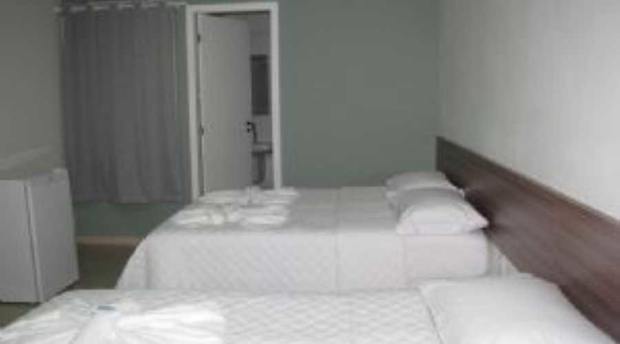 Deed'S Hotel Mantenopolis Экстерьер фото